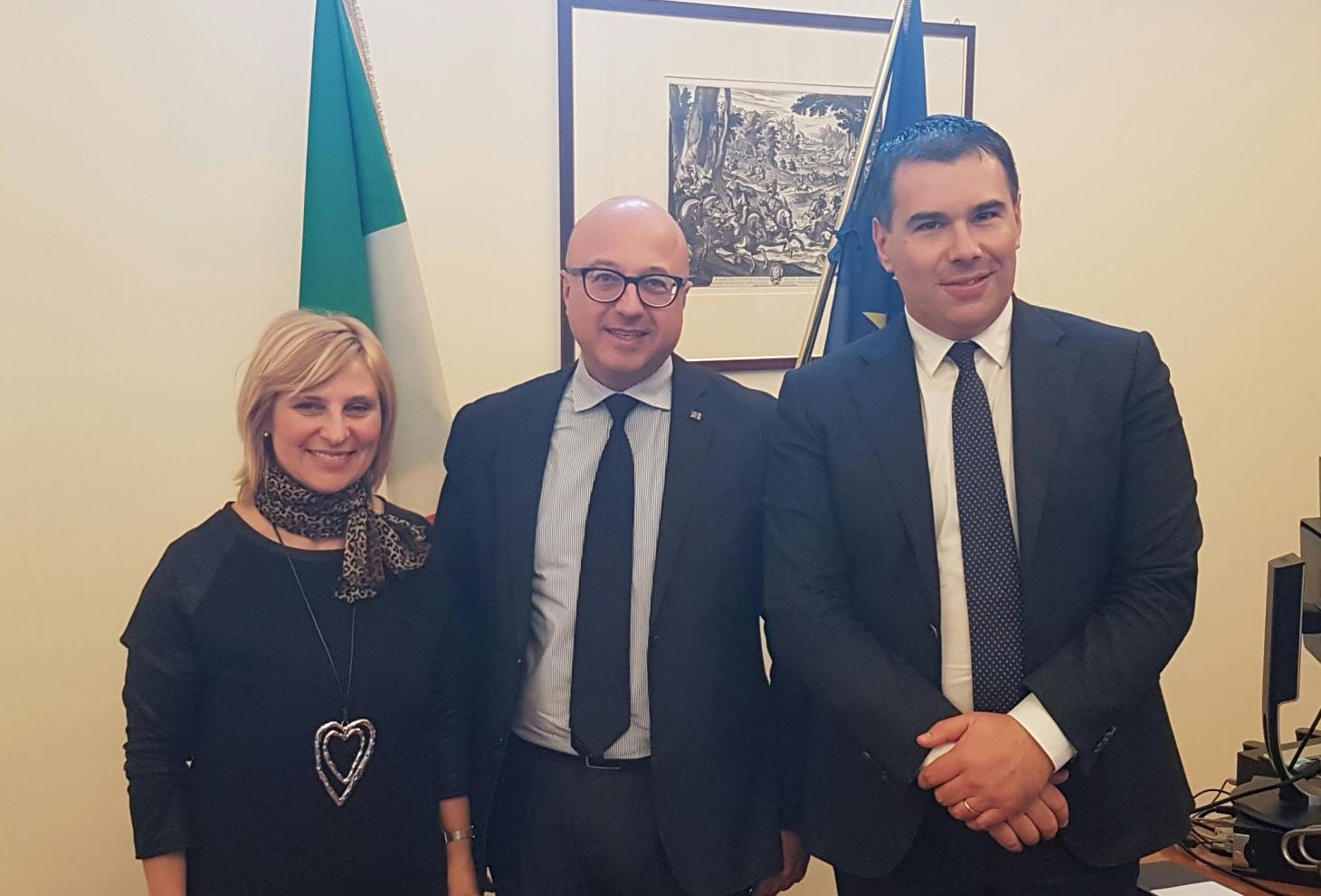 Incontro con il sottosegretario ai Beni culturali e al Turismo Antimo Cesaro, l'assessore Gerosolimo e il sindaco di Sulmona Annamaria Casini