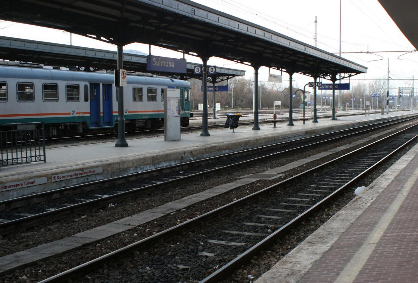 Stazione ferroviaria di Sulmona