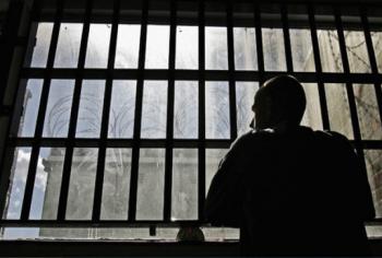 Welfare: la Regione contrasta il fenomeno del suicidio in carcere