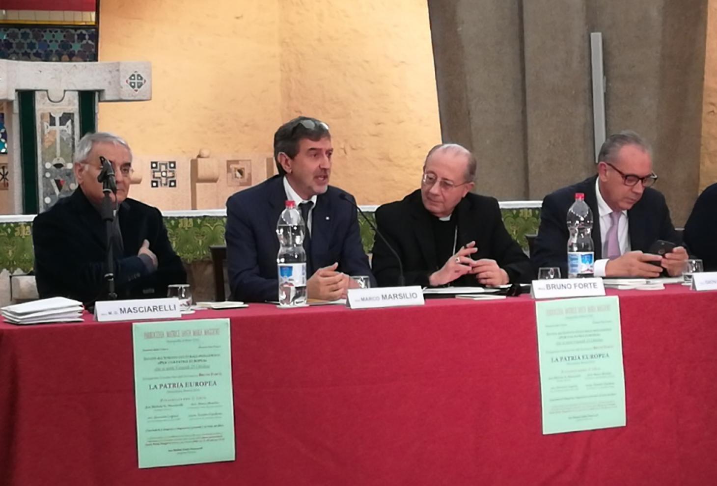 Da sinistra don Michele Masciarelli, il presidente Marco Marsilio, l'Arcivescovo metraopolita di Chieti-Vasto Mons. Bruno Forte e Mons. Cipollone, vescovo della Diocesi Lanciano -Ortona  